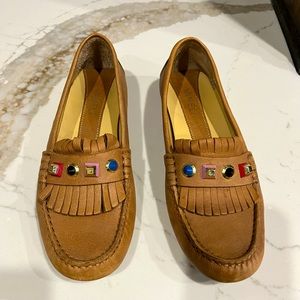 Women’s moccasin flats by Vaneli